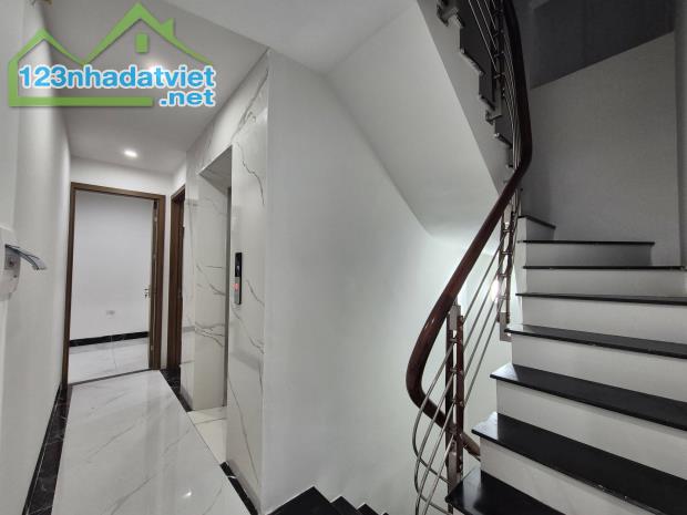 Tòa CCMN Bạch Mai chỉ 10m ra phố, 67m2 có 10 căn hộ, giá 24.5 tỷ có TL, 0985868893 - 3