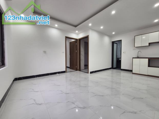 Tòa CCMN Bạch Mai chỉ 10m ra phố, 67m2 có 10 căn hộ, giá 24.5 tỷ có TL, 0985868893 - 4