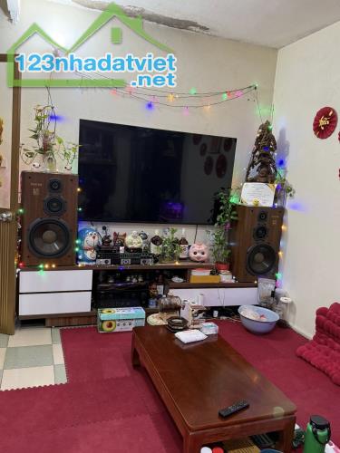 Nhà ngõ 2 phố Hoa Lư, ô tô đỗ cửa, 76m2 MT 5.8m, giá 32.5 tỷ có TL, 0985868893