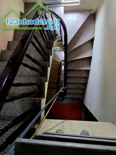 Nhà ngõ 2 phố Hoa Lư, ô tô đỗ cửa, 76m2 MT 5.8m, giá 32.5 tỷ có TL, 0985868893 - 2