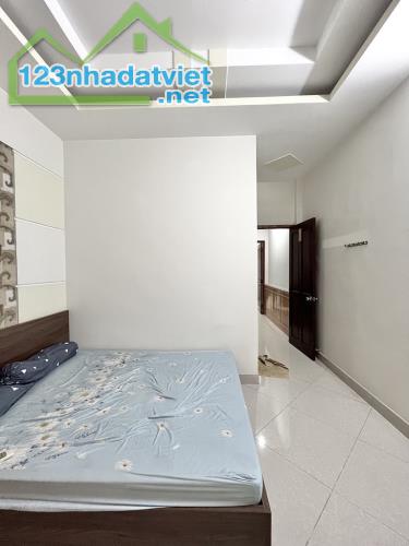 BÁN NHÀ 4 TẦNG KDC 385 TĂNG NHƠN PHÚ - ĐƯỜNG Ô TÔ CHỈ NHĨNH 6 TỶ