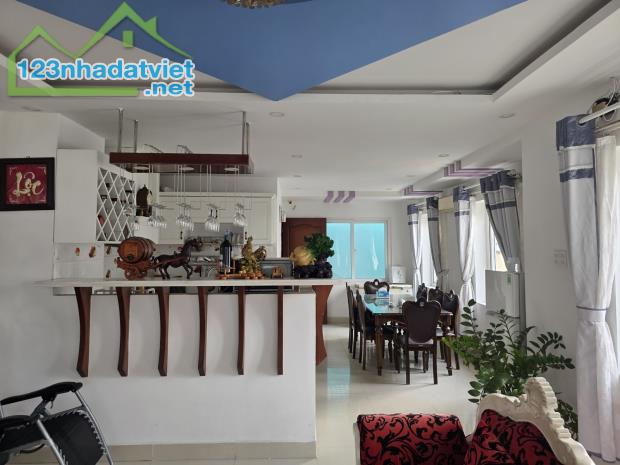 Nhà 5 tầng Đường 30 – 106m² x 5 tầng – Nở hậu – Gần BV Lê Văn Thịnh
