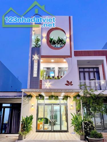 SỐC! CHỈ CÒN 1 CĂN NHÀ PHỐ 3 TẦNG KỀ SÁT ĐH VIỆT ĐỨC – KINH DOANH HOẶC Ở ĐỀU PHÙ HỢP - 4