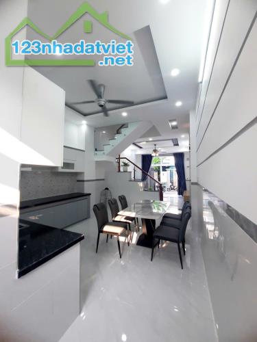 Bán nhà mới xây đường số 6 linh xuân thủ đức .LH 0909428959. - 3