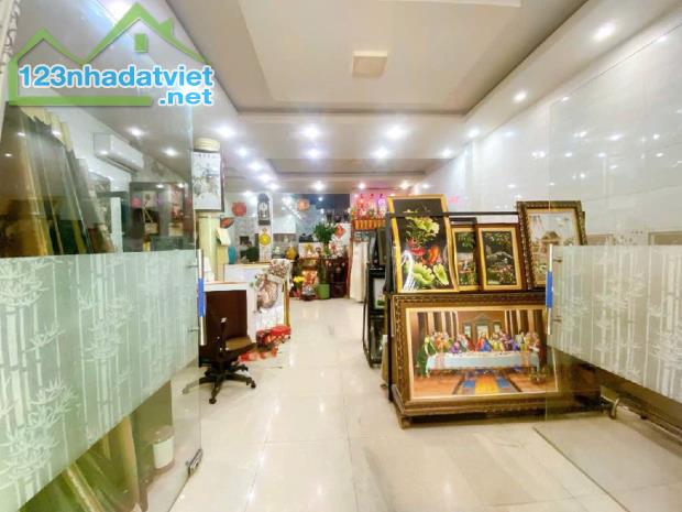 NHÀ 3 TẦNG MẶT TIỀN KINH DOANH HIỆP PHÚ CHỈ 8 TỶ - 110M2  NGANG 6 MÉT - 1