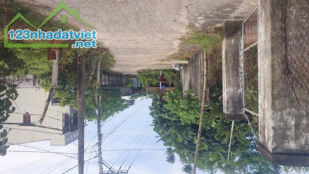 Lô đất sau lưng bệnh viện Phạm Ngọc Thạch