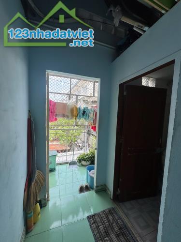 Bán nhà MT Phạm Văn  Đồng, P.3, GV 3 x 10, giá 6,6 tỷ.