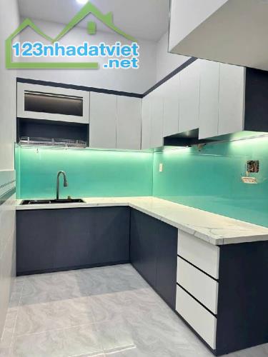 Bán nhà mới Hưng Phú P.8 Quận 8. Cách mặt t.i.ề.n đường khoảng 50m. - 1