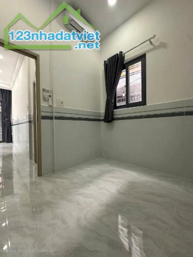 Bán nhà mới Hưng Phú P.8 Quận 8. Cách mặt t.i.ề.n đường khoảng 50m. - 2