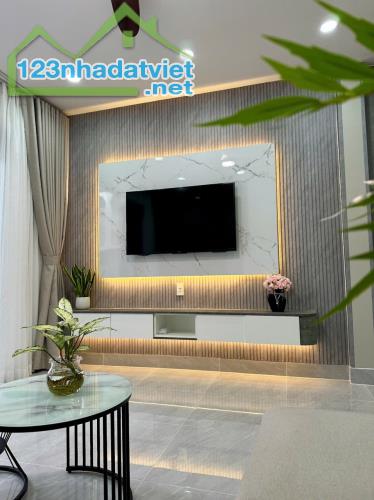 Bán nhà 805/ Phan Văn Trị, P.7, Gò Vấp; 4 x 16, giá 7,8 tỷ. - 2