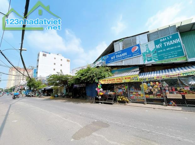 Bán nhà MT KD ngay sát  Hương lộ 2, Bình Trị Đông, Bình Tân, 1886m2, 3 tầng.ngang 16m