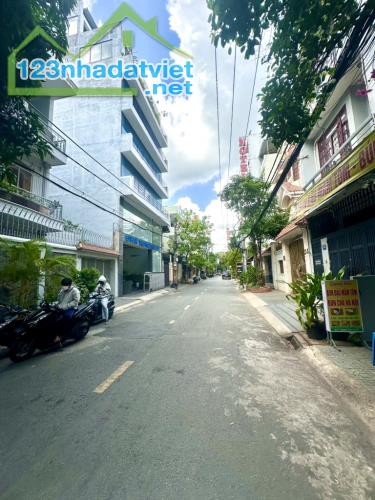 NHÀ 4 TẦNG X 90M2 CẠNH VINCOM - NHÀ MỚI DỌN VÀO Ở NGAY CHỈ 6 TỶ