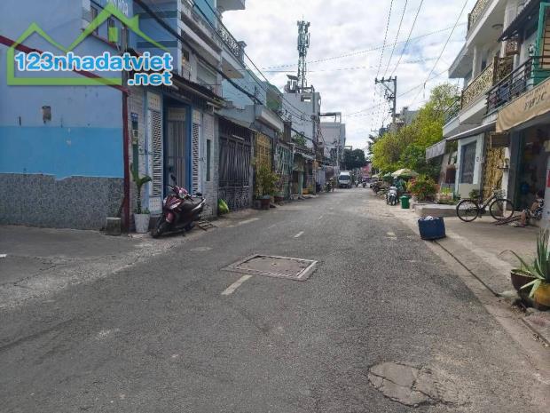 RẺ HƠN 3 LẦN SO VỚI GLOBAL CITY - NHÀ MỚI XÂY DỰNG 4 TẦNG X 90M2 PHƯỚC LONG