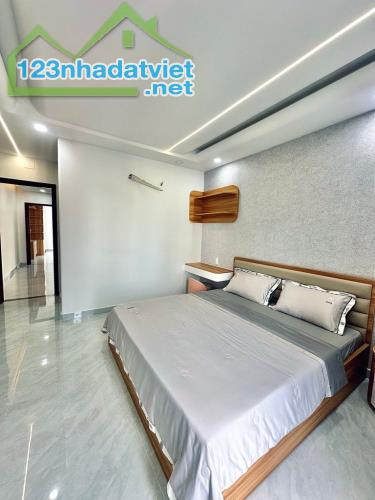 RẺ HƠN 3 LẦN SO VỚI GLOBAL CITY - NHÀ MỚI XÂY DỰNG 4 TẦNG X 90M2 PHƯỚC LONG - 3