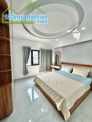 RẺ HƠN 3 LẦN SO VỚI GLOBAL CITY - NHÀ MỚI XÂY DỰNG 4 TẦNG X 90M2 PHƯỚC LONG - 4