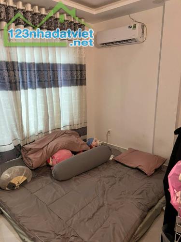 Bán Nhà Quận 3 - Hẻm Xe Hơi - Nguyễn Đình Chiểu - 34M - 3 PN  - Nhỉnh 8 Tỷ