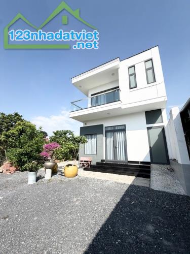BIỆT THỰ SÂN VƯỜN 3 TẦNG ĐOÀN NGUYỄN TUẤN KẾ CHỢ BÌNH CHÁNH 400M2 NGANG 10M NHIK 8 TỶ - 2