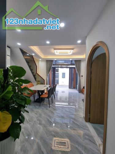 🚀 NHÀ MỚI TINH – NGANG KHỦNG 7M – 3 TẦNG – FULL NỘI THẤT – CHỈ 5.3 TỶ 🚀  💎 Cơ hội h