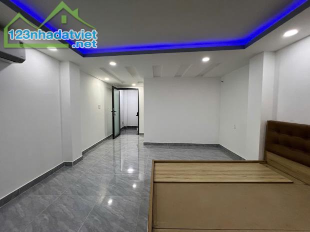 BÁN NHÀ DƯƠNG QUẢNG HÀM P5 GÒ VẤP – HẺM Ô TÔ – 4 TẦNG – 7.95 TỶ