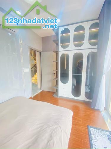 Bán nhà đường số 1, Long Trường, Thủ Đức, Hẻm 8m, 3 tầng, 52m, 5.7 tỷ
