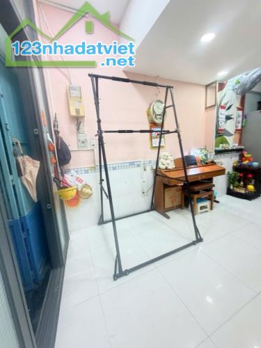 NHÀ CAO TẦNG VƯỜN CHUỐI QUẬN 3 – LÕI BÀN CỜ – GIÁ 7.65 T.Ỷ - 2