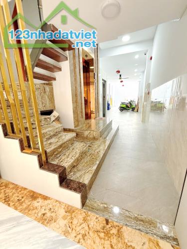 CHDV mới vị trí đẹp mặt tiền Âu Dương Lân P.Chánh Hưng Q8 thu nhập 160Tr/tháng - 3