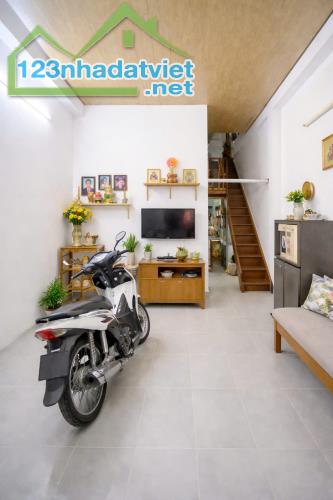 LÝ THÁI TỔ QUẬN 10 – DIỆN TÍCH 31m2 – XE HƠI ĐỖ CỬA – 5.99 T.Ỷ - 2