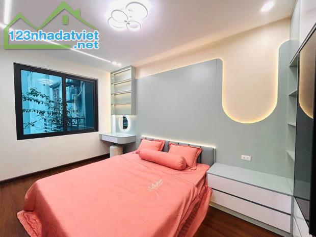 Bán nhà riêng phố Đội Cấn, Nhà mới đẹp 5 tầng, 35m, gần phố, 10.9 tỷ - 2