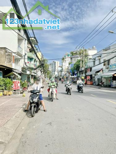 Nhà 3 tầng – Ngang 6.2m – Mặt tiền đường Hưng Phú P.9 Quận 8