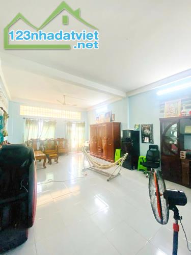 Nhà 3 tầng – Ngang 6.2m – Mặt tiền đường Hưng Phú P.9 Quận 8 - 4