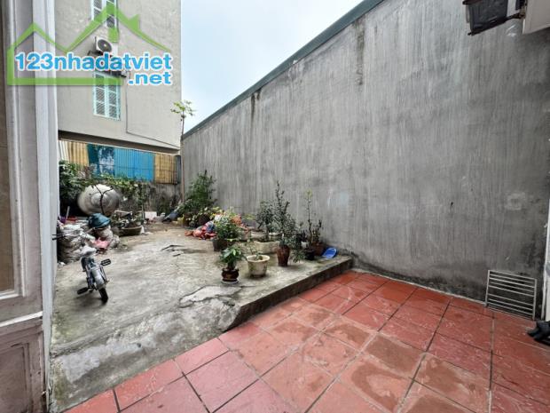 Bán đất Tư Đình,Long Biên 38m,mt4.2m oto đỗ cổng nhỉnh 7 tỷ - 2