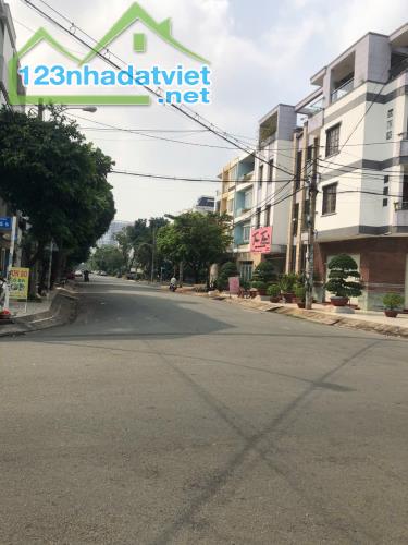 SIÊU PHẨM TÊN LỬA NGANG BỀ THẾ 6M 4 TẦNG THANG MÁY NHIK 14 TỶ