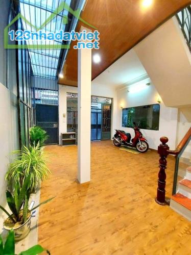 Gấp bán nhà Thủ Đức, giá 16.5 tỷ, dt 92m2, 4 tầng, gần MT Trần Não. - 1