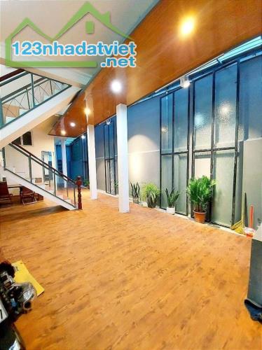 Gấp bán nhà Thủ Đức, giá 16.5 tỷ, dt 92m2, 4 tầng, gần MT Trần Não. - 4