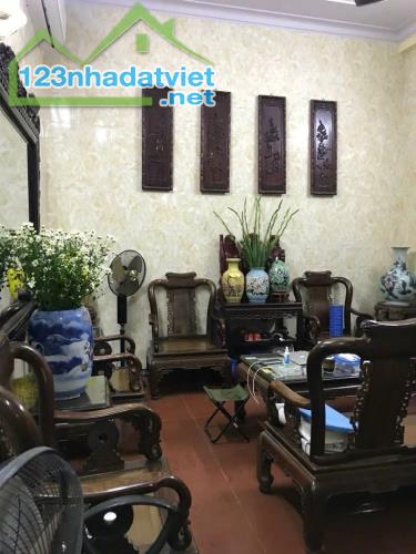 Bán Nhà Phố Lê Quý Đôn, gần BV 108 - 1 nhà ra phố, ngõ thông - 65m2 x 5 Tầng 7 ngủ - sđcc