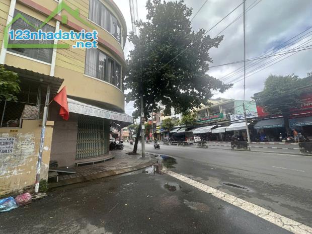 BÁN NHÀ CẤP 4 MẶT TIỀN ĐƯỜNG PHÙNG KHẮC KHOAN, P NHA TRANG GIÁ 17 TỶ