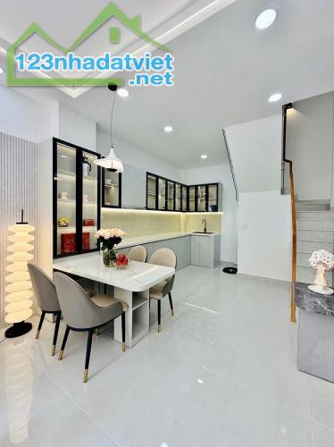 Bán Nhà Phố Đẹp Xây Dựng Mới Đường Nguyễn Kiệm, Phường 03, Quận Gò vấp, Hồ chí Minh - 2