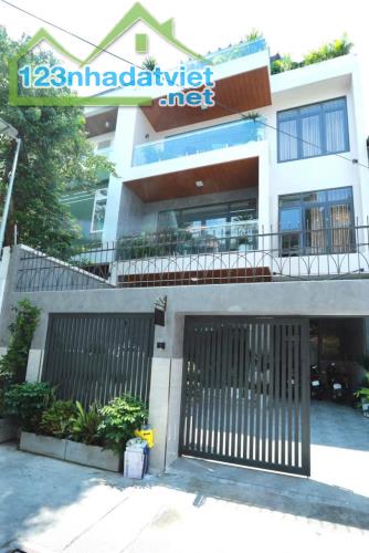Cuộc sống xa hoa hạnh phúc tại trung tâm Sài Gòn. - 5