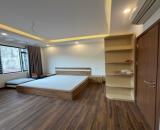 BÁN NHÀ ĐẸP VIỆT HƯNG - 5 TẦNG XÂY MỚI - Ô TÔ ĐỖ CỔNG, 20M RA PHỐ 3 Ô TÔ TRÁNH