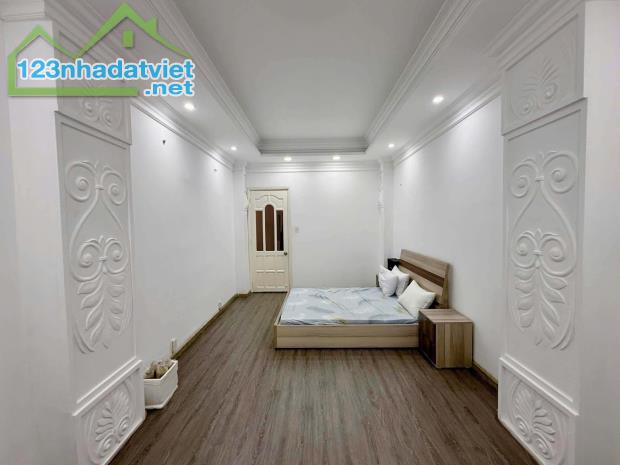 Siêu Mặt tiền Phạm Ngọc Thạch P.Xuân Hoà 6 tầng 83m2 giá 60 tỷ - 4