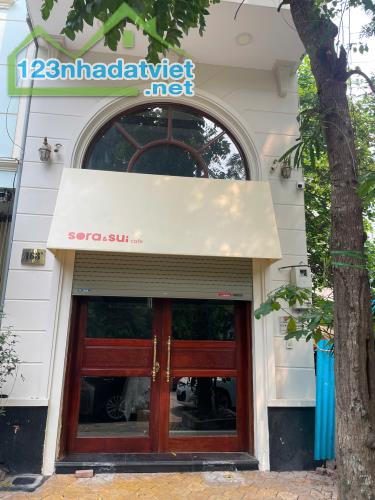 Cho thuê nhà Trần Quang Diệu – 50m² x 6T – thang máy – hợp làm văn phòng, spa, showroom...