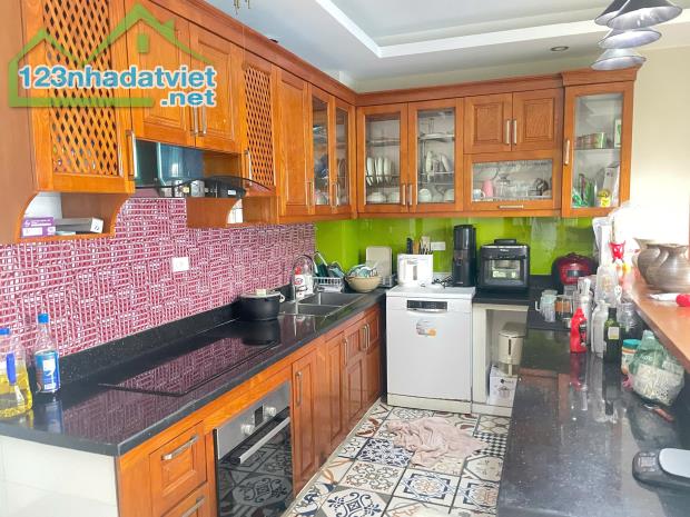 Cho thuê nhà Trần Quang Diệu – 50m² x 6T – thang máy – hợp làm văn phòng, spa, showroom... - 2