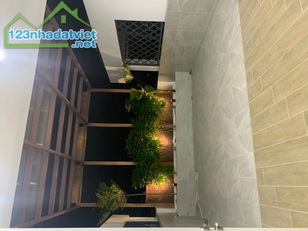 KHU PHÂN LÔ CÓ GARA 4 TẦNG HIẾM CÓ NGAY NGÃ TUE THỦ ĐỨC CHỈ 5 TỶ - 4