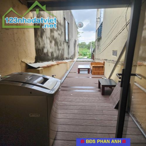Chỉ 3 đồng hơn chút là có một căn nhà nhỏ, đủ xinh cho đôi vợ chồng trẻ ngay Hồ Bá Phấn. - 3