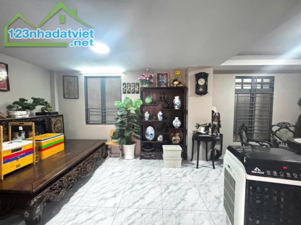 VILLA MINI 5 TẦNG DƯƠNG QUẢNG HÀM - NGANG KHỦNG 8M - OTO TRÁNH - 11.5 TỶ - 2