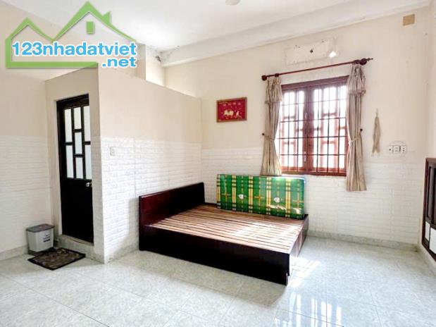 Nhà 4 tầng (6.2x30m) mặt tiền KD đường Bùi Minh Trực – Gần QL50 Quận 8 - 3