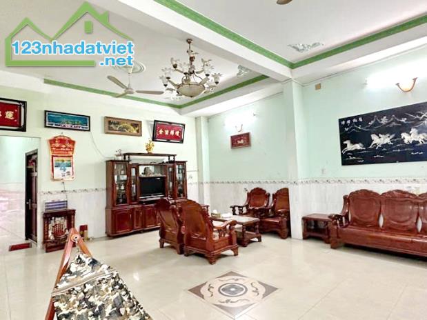Nhà 4 tầng (6.2x30m) mặt tiền KD đường Bùi Minh Trực – Gần QL50 Quận 8 - 5