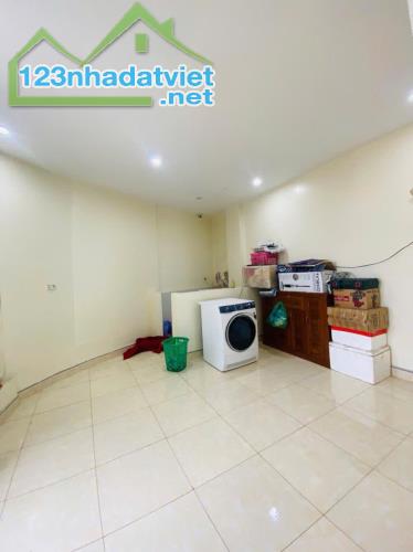 Bán gấp nhà An Sơn, giá 7.5 tỷ, 30m2x5T, mới đẹp, ở luôn ẢNH THẬT - 2