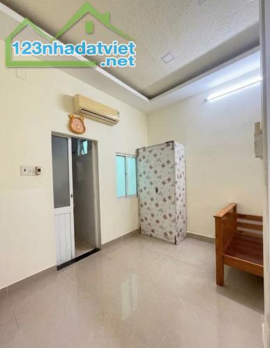 Bán nhà Dương Bá Trạc P.2 Q.8. Diện tích 76m2. Cách mặt t.i.ề.n đường khoảng 100m. - 4