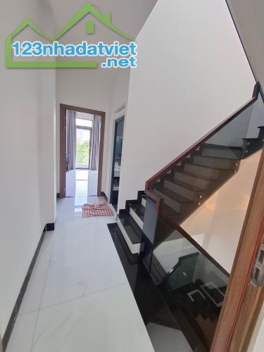 4 X15, SÁT KHU TÊN LỬA, 3 TẦNG, GIÁP QUẬN 6, Chỉ 5.X🧄 [npbxnm.a] - 4
